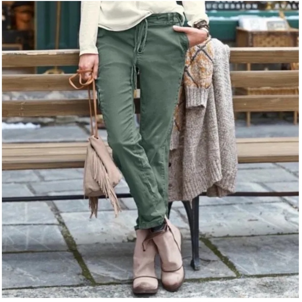 Sundance Women's Size 6 Green No Limits Mid Rise Slim Cargo Pants Zip